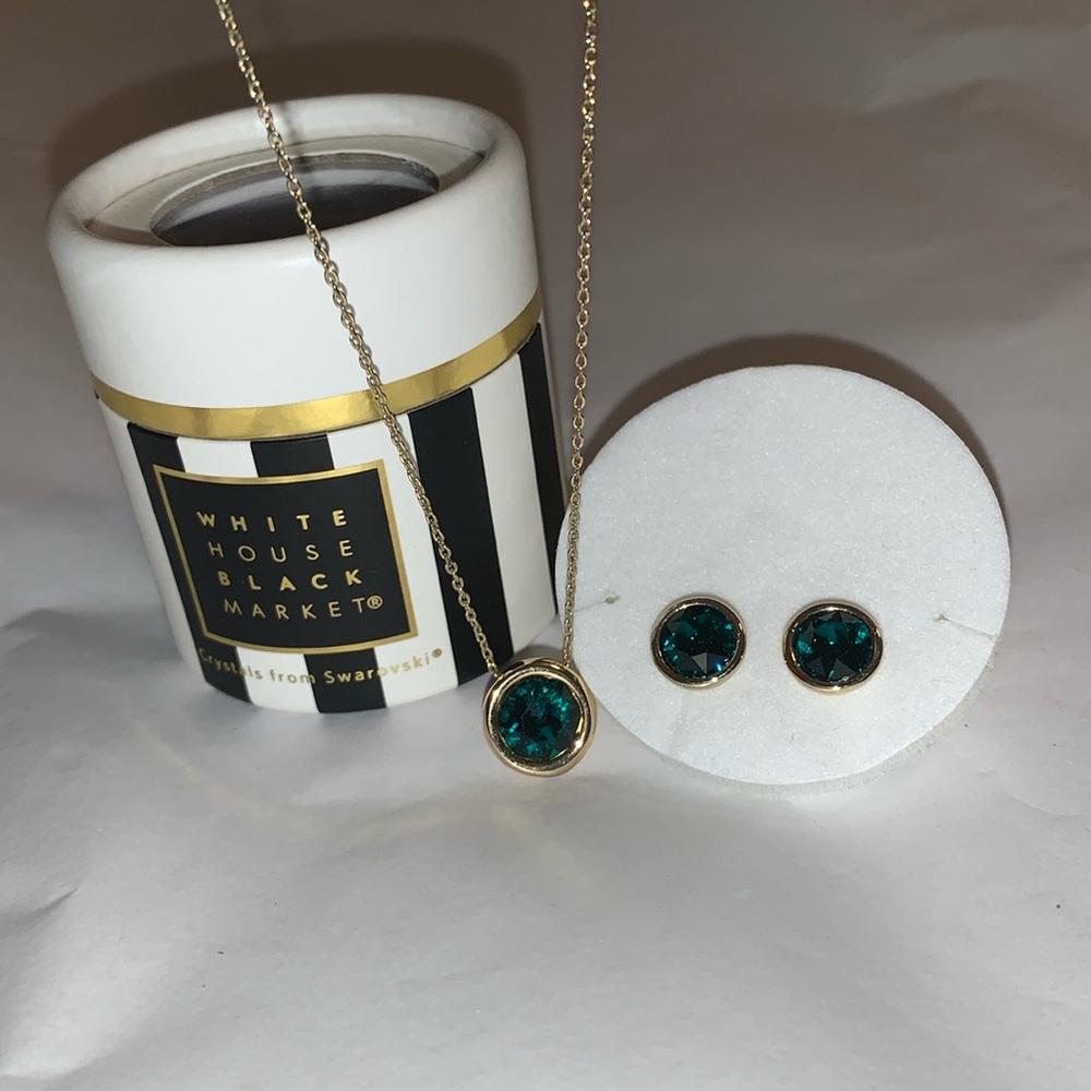 Swarovski Emerald Crystals: WHBM Necklace & Earrings NWT & Gift Box, May B’day - Picture 2 of 11